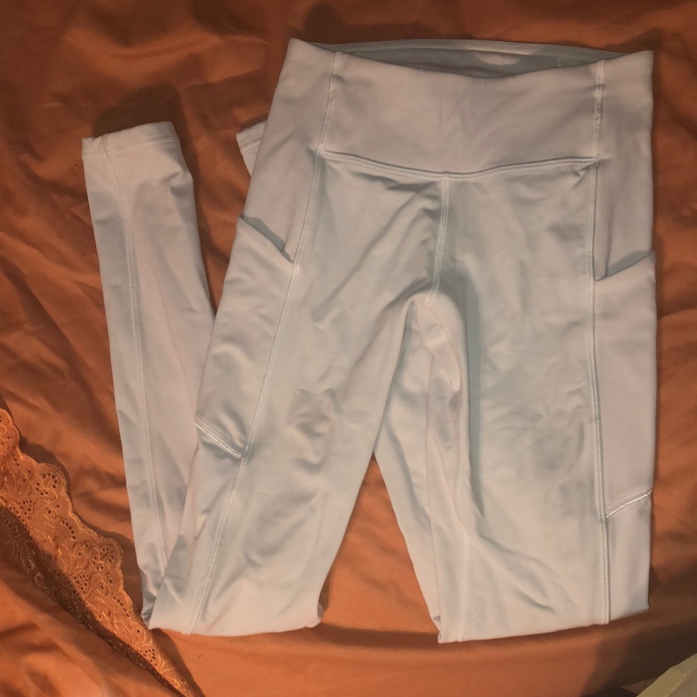 white fast and free lulu leggings